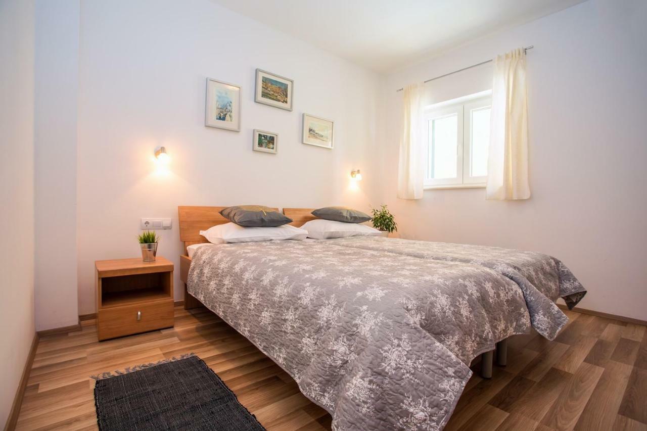 Villa Maslina, With Private 32M2Pool, Panoramic Views On 100Km Coastline, 12 Pax Lokva Rogoznica Exterior foto